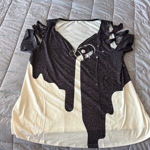 Stylish Black and White Women's Top